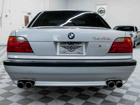 Used 1998 BMW 740iL image 8