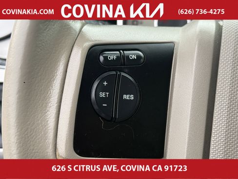 Used 2012 Ford Expedition Limited image 19