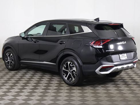 Used 2024 Kia Sportage EX FWD image 9