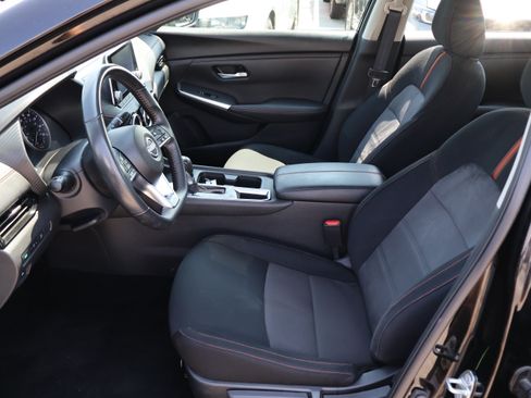 Used 2024 Nissan Sentra SR FWD image 15