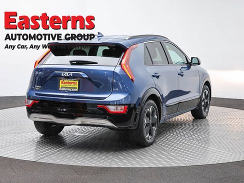 Used 2023 Kia Niro Wind w/ Wind Preserve Package FWD image 5