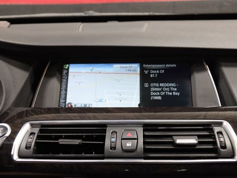 Used 2013 BMW 550i Gran Turismo xDrive image 54