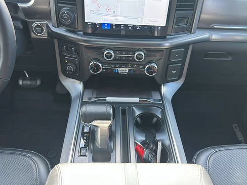 Used 2024 Ford F150 Platinum w/ FX4 Off-Road Package AWD/4WD image 22