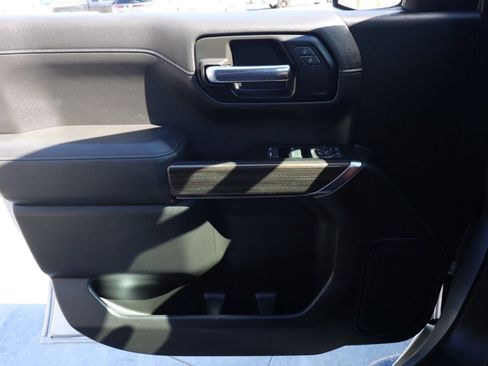 Used 2022 Chevrolet Silverado 1500 RST image 22