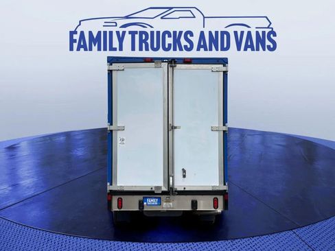 Used 2024 Ford E-350 and Econoline 350 Super Duty w/ Power Windows & Locks Group RWD image 5