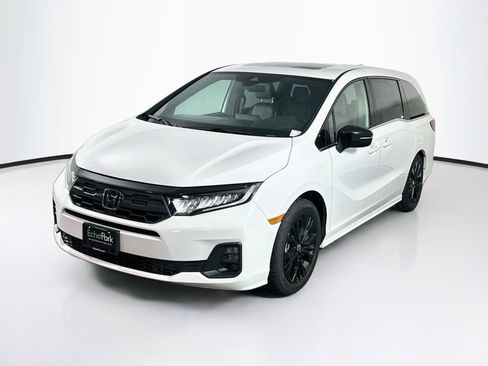 Used 2025 Honda Odyssey Sport-L image 3