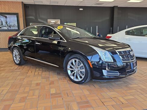 Used 2016 Cadillac XTS Luxury w/ Driver Awareness Package FWD image 4