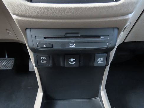 Certified 2023 Honda Odyssey Touring image 25