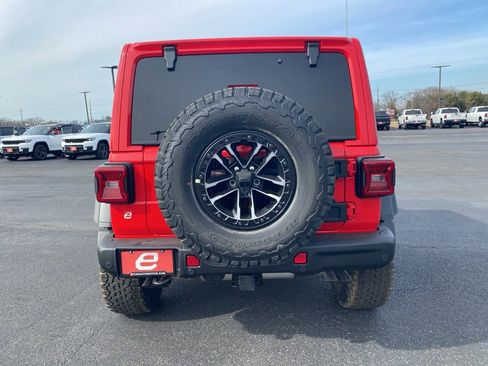 New 2026 Jeep Wrangler Unlimited Rubicon 392 image 6