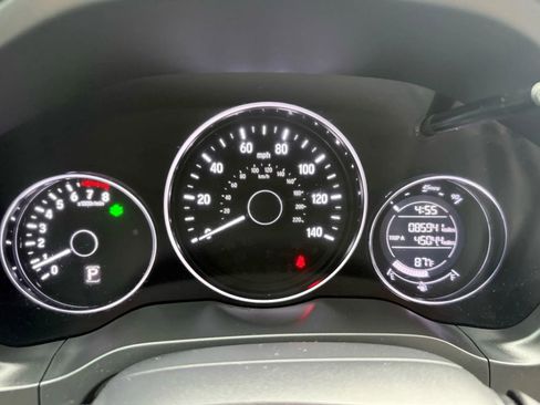 Used 2020 Honda HR-V LX image 12