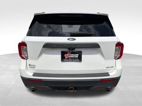 Used 2021 Ford Explorer XLT w/ Equipment Group 202A AWD/4WD image 6