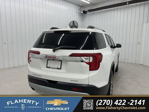Used 2021 GMC Acadia SLT w/ Trailering Package AWD/4WD image 3