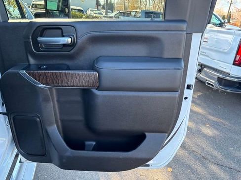 Used 2020 GMC Sierra 2500 Denali w/ Denali Ultimate Package image 38