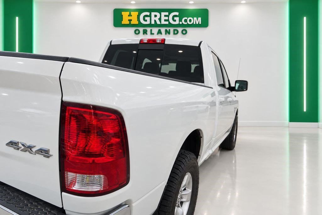 Used 2020 RAM 1500 Classic SLT AWD/4WD image 6