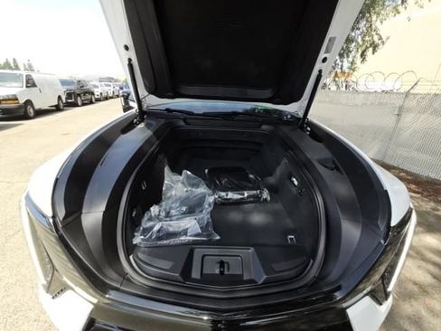 Used 2025 Cadillac Escalade IQ Sport 2 AWD/4WD image 9