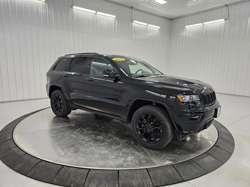 Used 2020 Jeep Grand Cherokee Trailhawk image 3