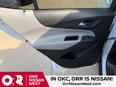 Used 2022 Chevrolet Equinox LT FWD image 15