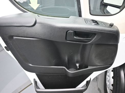Used 2021 RAM ProMaster 2500 FWD image 10