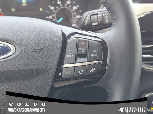 Used 2022 Ford Escape SE w/ SE Sport Appearance Package image 27