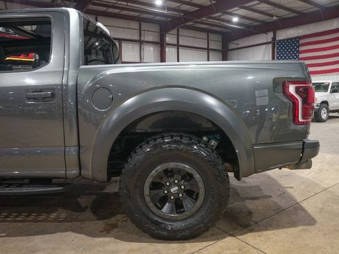Used 2018 Ford F150 Raptor w/ Equipment Group 802A Luxury AWD/4WD image 5