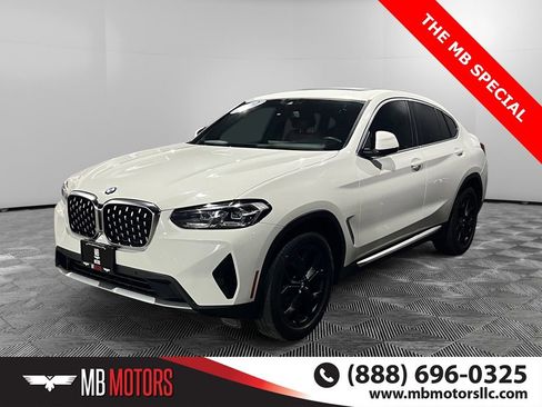 Used 2022 BMW X4 xDrive30i AWD/4WD image 10