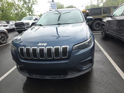 Used 2020 Jeep Cherokee Latitude FWD image 5
