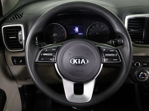 Used 2022 Kia Sportage LX w/ LX AWD Value Edition Package image 37