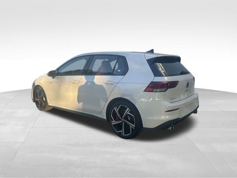New 2026 Volkswagen GTI SE image 3
