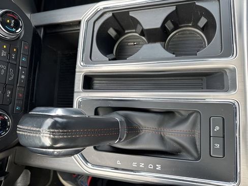 Used 2018 Ford F150 Platinum w/ Equipment Group 701A Luxury AWD/4WD image 29