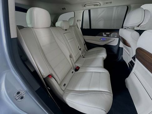 New 2026 Mercedes-Benz GLS 450 4MATIC image 28