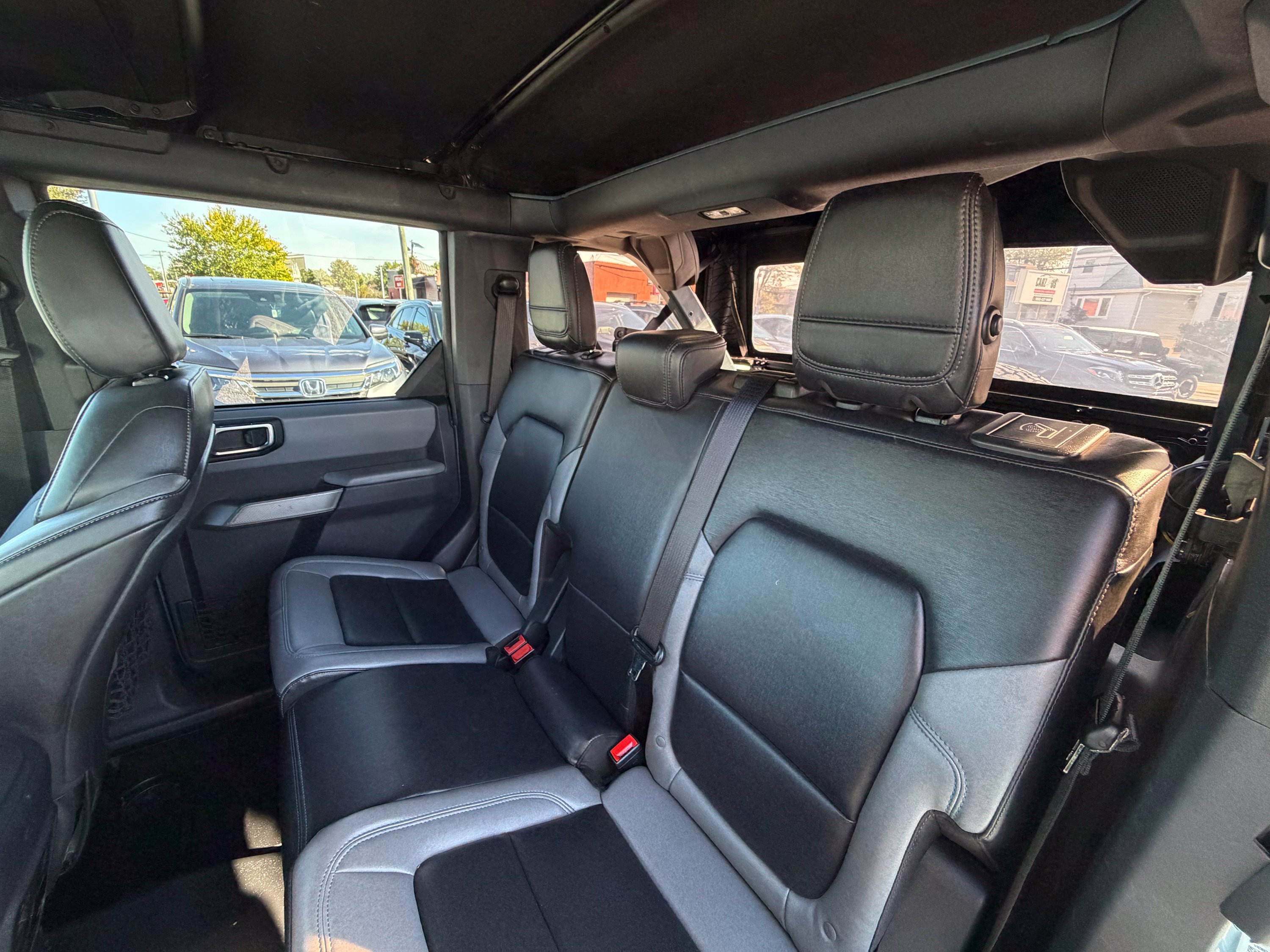 Used 2022 Ford Bronco Black Diamond AWD/4WD image 19