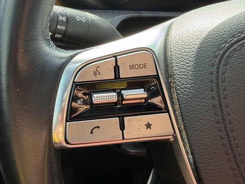 Certified 2023 Kia Telluride EX w/ EX Captain's Chair Package FWD image 30