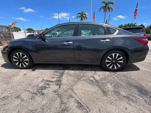 Used 2018 Nissan Altima 2.5 SV FWD image 8