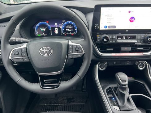 New 2026 Toyota Grand Highlander AWD Hybrid image 11