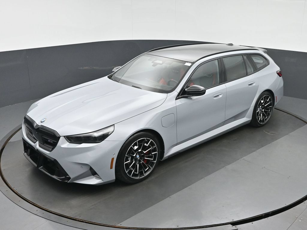 Used 2025 BMW M5 Touring w/ M Driver's Package AWD/4WD image 35