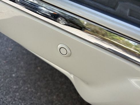 Used 2015 Toyota 4Runner Limited image 28