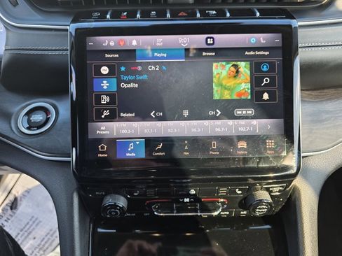 Certified 2021 Jeep Grand Cherokee L Limited image 8