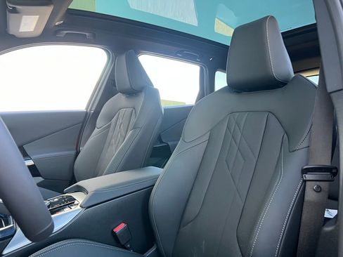 New 2026 BMW X3 xDrive30 w/ Premium Package image 14