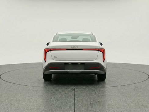Used 2025 Kia K4 FWD image 7