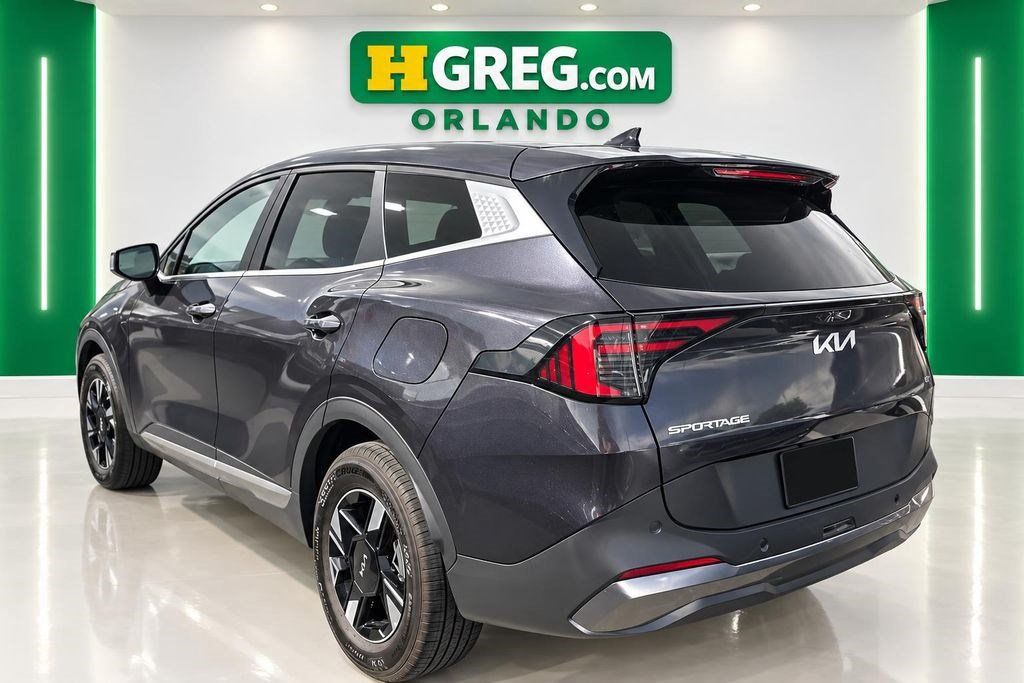 Used 2026 Kia Sportage LX AWD/4WD image 2