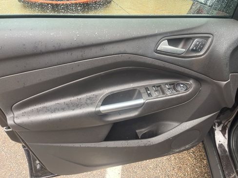 Used 2013 Ford Escape Titanium w/ Parking Technology Pkg image 20