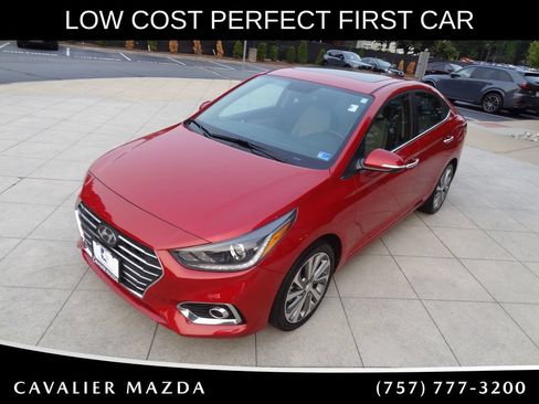 Used 2022 Hyundai Accent Limited FWD image 7