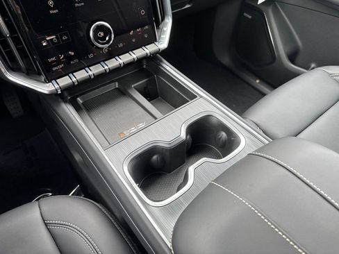New 2026 GMC Acadia Elevation w/ Black Edition AWD/4WD image 30