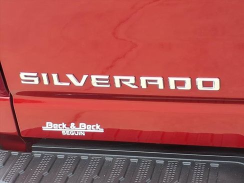 Used 2023 Chevrolet Silverado 3500 High Country image 13