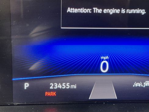 Used 2024 Volkswagen Tiguan SE image 19