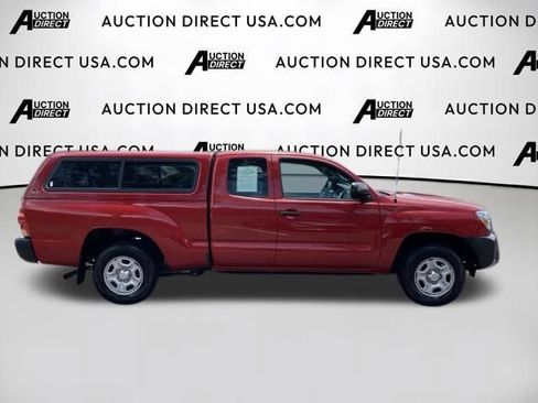 Used 2015 Toyota Tacoma 2WD Access Cab image 11