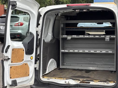 Used 2020 Ford Transit Connect XL FWD image 15