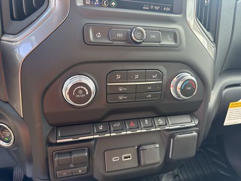 New 2026 GMC Sierra 2500 Pro w/ Convenience Package AWD/4WD image 16