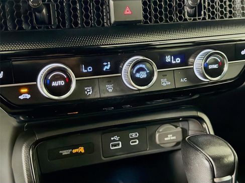 Used 2024 Honda CR-V Sport Touring image 19