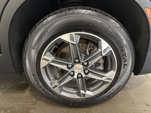 Used 2024 Chevrolet Blazer LT image 31